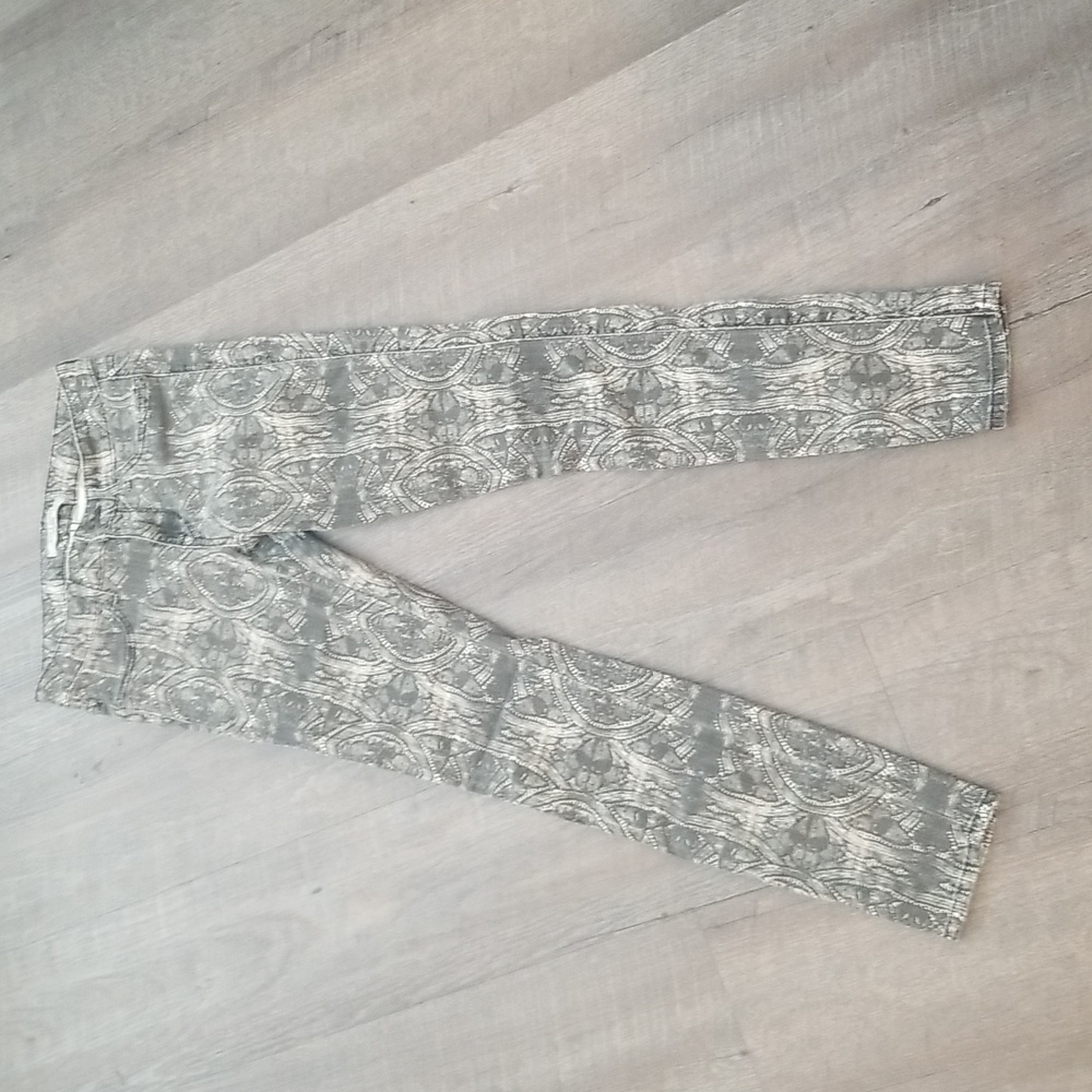 MID RISE RICH & SKINNY JEANS SZ 25 PETITE